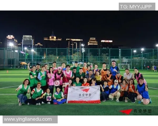 飞盘与梦想的交汇：周丽的竞技人生与心灵探索之旅